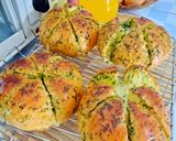 Foto langkah ke 6 dari resep Korean Garlic Cheese Bread.