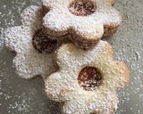 Gluténmentes linzer recept fázis 3 fotója