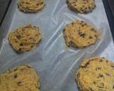 Foto del paso 6 de la receta: Galletas de calabaza con chispas de chocolate