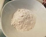 A picture of step 1 of Turkey Gravy.