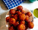 A picture of step 4 of Surti khata Vada / Desai Vada.