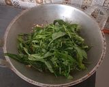 Foto langkah ke 4 dari resep Tumis Kangkung Tempe.