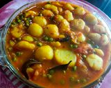 মটরশুঁটি দিয়ে নতুন আলুর দম(notun aloor dum recipe in Bengali) রেসিপি ধাপ - 6 ছবি
