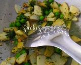 A picture of step 3 of Minty Upma.