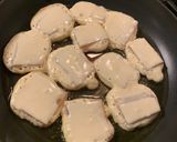 A picture of step 3 of Pan fried promotion cake for lunar new year.