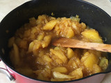Postre de piña rellena