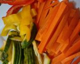 Foto del paso 1 de la receta: Salmón con verduras al wok