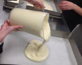 A picture of step 9 of Sponge Cake.