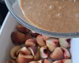 Une image de l'étape 2 de Gratin de pêches plates aux amandes.