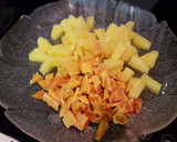 Foto del paso 6 de la receta: Mango y piña en caramelo salado sobre Panacotta!!!