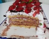Pas rețetă Tort rapid cu cremă ganache, frișca și capşuni 5 fotografie