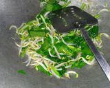 Foto langkah ke 4 dari resep Misoa Tumis Sayur.