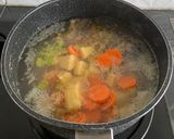 Foto langkah ke 3 dari resep Sop Oyong Ceker.