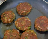કારેલા ટીકી (Karela Tikki Recipe In Gujarati) રેસીપી સ્ટેપ2ફોટો