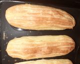 A picture of step 3 of Chocolate caramel truffle eclairs.