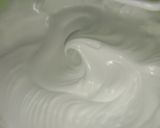 Foto langkah ke 3 dari resep Bolu Tape Putih Telur.