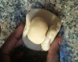 A picture of step 2 of Spiral Curry puffs.