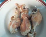 Foto langkah ke 3 dari resep Ayam goreng saus mentega.