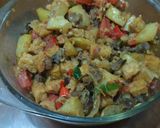 Foto langkah ke 7 dari resep Tumis pedas kentang hati ayam.