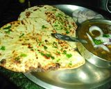 A picture of step 4 of Naan roti.