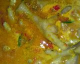 Foto langkah ke 3 dari resep Ceker Pedas Bumbu Kuning.