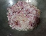 A picture of step 1 of Aloo Chicken Salan.