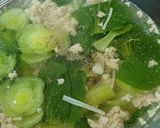 Hình bước làm 3 của món Cơm nhà có món cánh gà rim