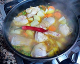 Foto del paso 7 de la receta: Pollo a la jardinera con tronchos de brócoli, en salsa de curry