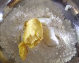 Foto langkah ke 2 dari resep Choco Banana Curry Puff/Karipap Coklat Pisang.
