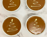 Foto del paso 7 de la receta: Vasitos de queso con chocolate blanco y crocante de lotus