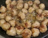Kötbullar, avagy a híres svéd húsgombóc recept fázis 4 fotója