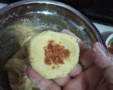 Foto langkah ke 3 dari resep Bola bola ubi / obi isi gula merah.