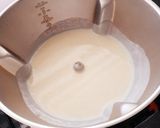 Une image de l'étape 2 de Gratin de pâtes au thon béchamel légère 😋.