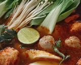 Foto langkah ke 5 dari resep Tom Yum (steamboat seafood) 🇹🇭✅.