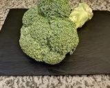 Une image de l'étape 1 de Œuf 🥚mollet sur velouté de brocoli 🥦.