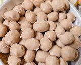 Foto langkah ke 4 dari resep Bakso Sapi Kenyal Kress (Olahan Daging Kurban).