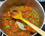 Foto del paso 3 de la receta: Guisado de calamarcitos y patatas