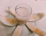 खरबूज मिल्क शेक (Musk Melon Milk Shake Recipe In Marathi) रेसिपी स्टेप 1 फोटो 