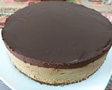 Foto del paso 9 de la receta: Tarta fría de queso y café con cobertura de chocolate