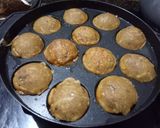 A picture of step 8 of Unniyappam.