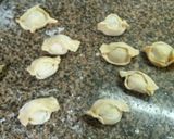 Foto del paso 11 de la receta: Cappelletti de verdura pollo ricota