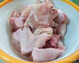 Foto langkah ke 1 dari resep Ayam Masak Habang / Ayam Bumbu Bali.