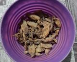 Foto langkah ke 1 dari resep Tumis Cumi Asin Cabe Gendot.