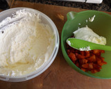 Foto del paso 2 de la receta: Tartitas de fresas y crema de nata