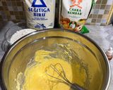 Foto langkah ke 3 dari resep Lemon Crincle Cookies.