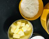 A picture of step 1 of Vanilla heart cookies.