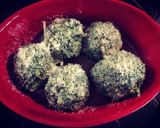 Foto del passaggio 7 della ricetta Gnudi toscani burro e salvia