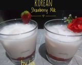 Foto langkah ke 3 dari resep Korean Strawberry Milk.