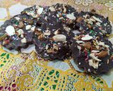 A picture of step 6 of Chocolate Nuts Bark.