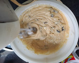 Foto del paso 2 de la receta: Budín de banana, pasas y ciruelas sin manteca